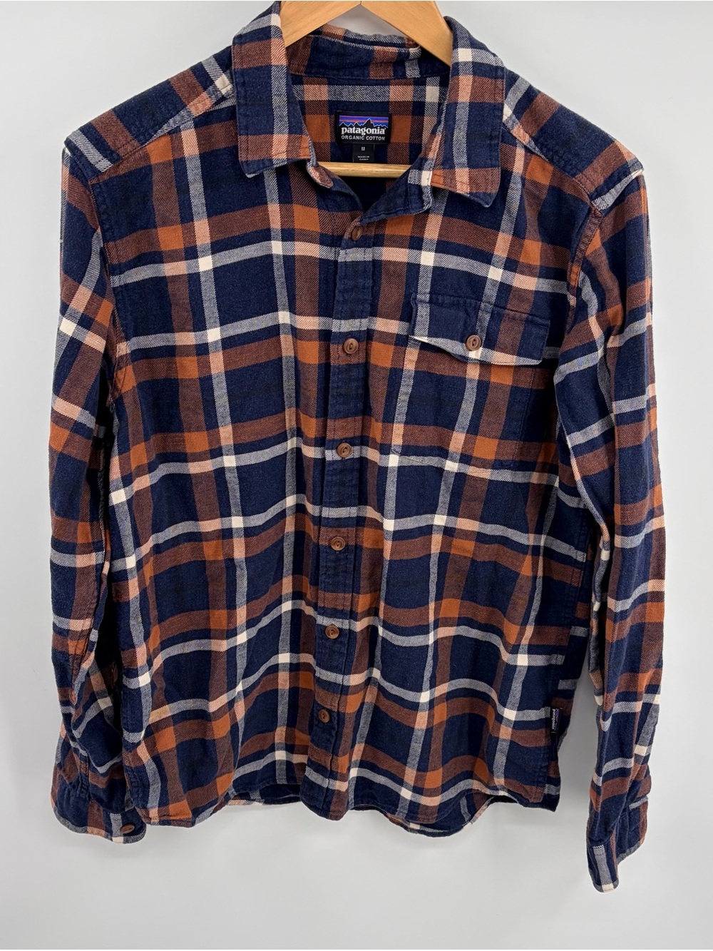 Patagonia lightweight FJord flannel button up plaid shirt men’s M outdoor